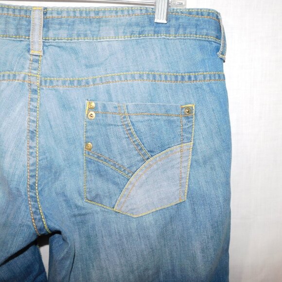 Primark Denim Co Womens 16 Medium Wash Flared Leg Blue Jeans - Picture 10 of 13